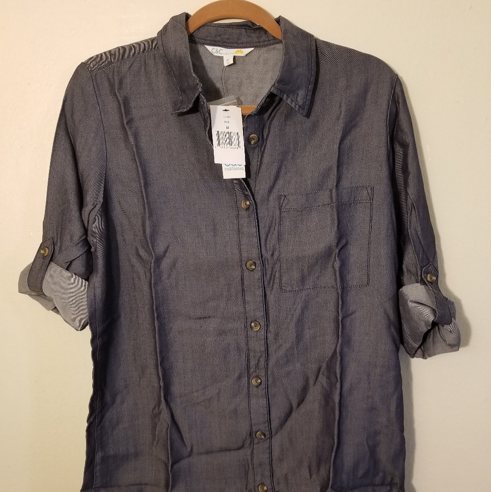 C&C California Single Pocket Button Up
- NWT